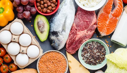 Alimentos frescos: pescado, carne, huevos, legumbres y verduras